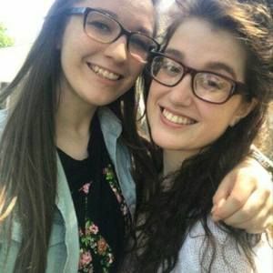 Meet your Posher, Caprial